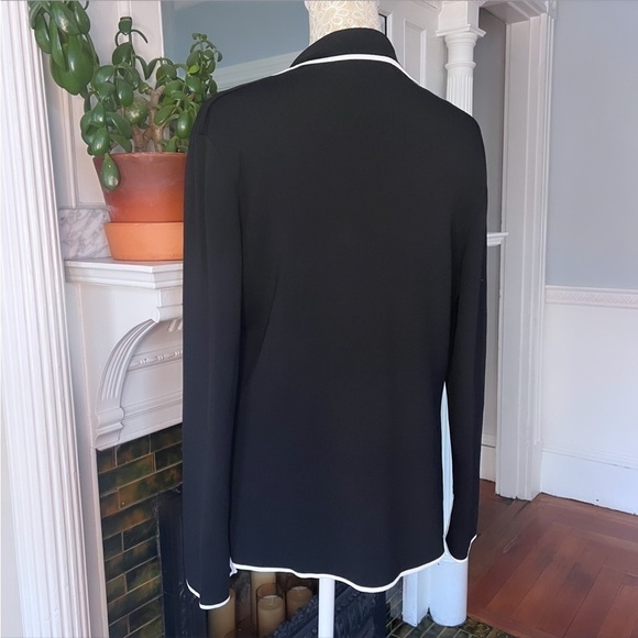 NWOT BCBGMAXAZRIA Black Knit White Trim Open Front Sweater Blazer Size Medium - Picture 8 of 13